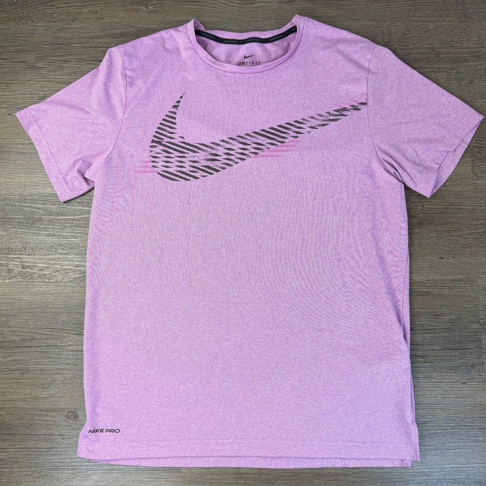 Nike Men's Dri Fit Pink Swoosh T Shirt, size Medium